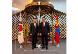 ГВАНЖҮ ХОТЫН ӨРГӨМЖИТ КОНСУЛ КИМ МЁН ГҮН-г ХҮЛЭЭН АВЧ УУЛЗЛАА.