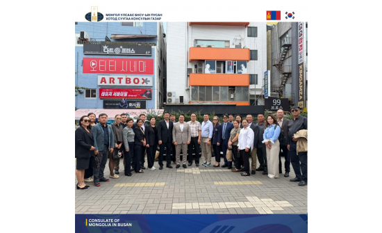 ӨМНӨГОВЬ АЙМГИЙН ЦОГТЦЭЦИЙ СУМЫН ИТХ-ЫН ТӨЛӨӨЛЛИЙГ ХҮЛЭЭН АВЧ УУЛЗЛАА.